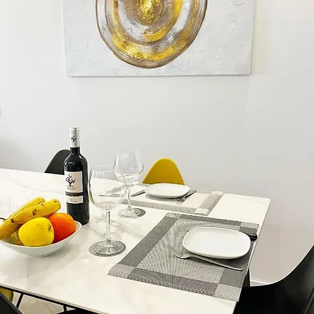 Apartment Encantador En Ayala By Sharingco